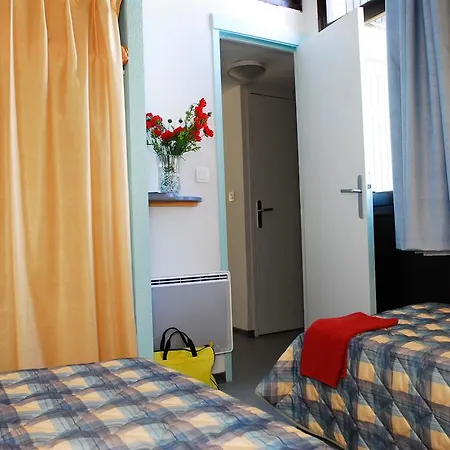 פארק נופש Vvf Dordogne Lot Gluges