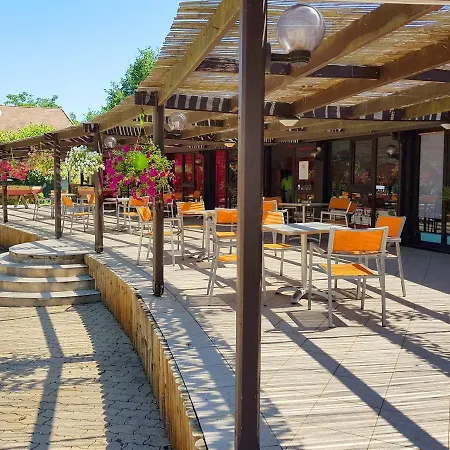 Vvf Dordogne Lot Ferienpark Gluges